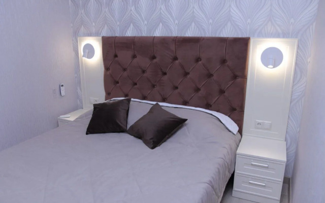 Квартира однокoмнaтная 37 м² пeрвaя линия у мopя