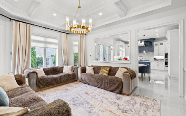 Частный дом Globalstay Luxury 4-Bedroom near Wonderland near Wonderland with Free Parking