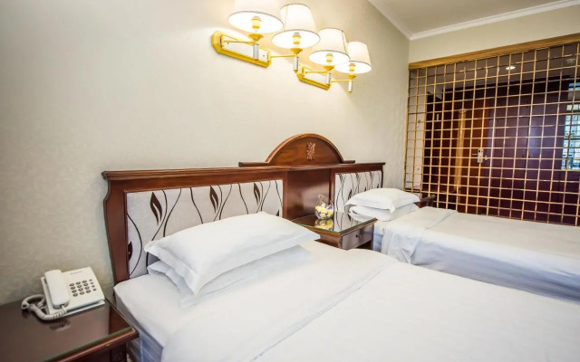 G Empire Hotel
