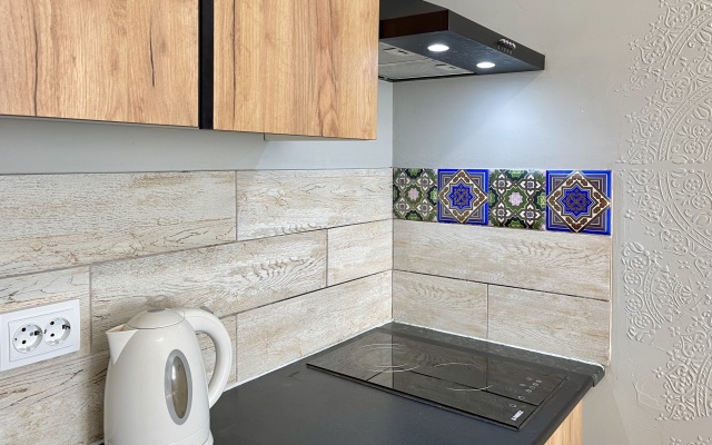 2 Nochi Na Ulitse Shkolnaya 15 Str1 Flat