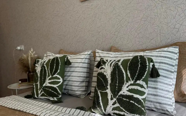 Квартира Живи Тут 89