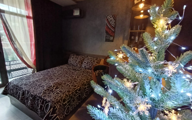 Апартаменты LS-Black Strong с боковым видом на море с 7 этажа