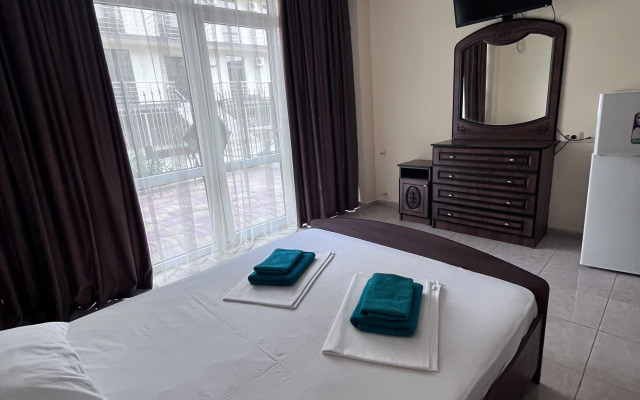 Hristaki Guest House