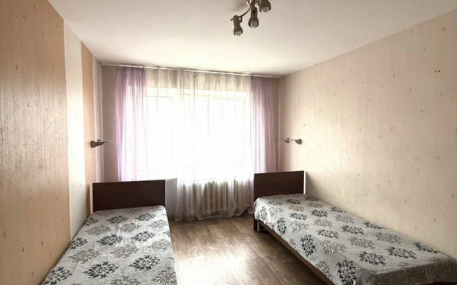 3-Komnatnaya Na Stroitelnoy 8 Flat