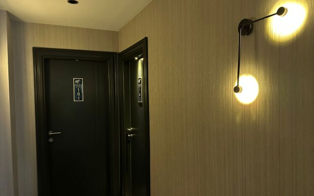 Lenora Airport Hotel
