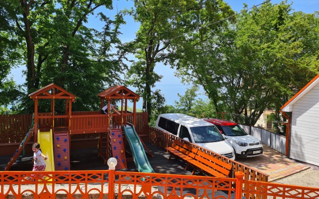 Oranzhevoe Solntse Mini-hotel
