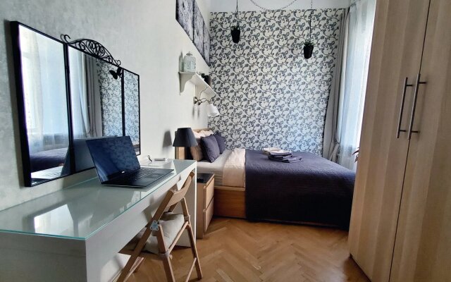 Квартира Двухкомнатная в сердце Санкт-Петербурга