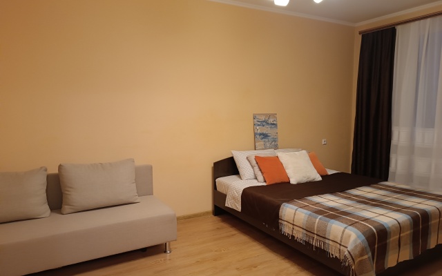 Na Ulitse Polikakhina Flat