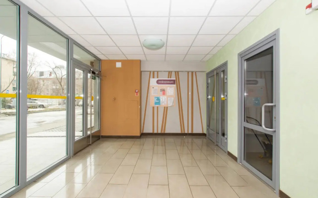 Apartments Cosmos Apart Na Revolyutsii 48 B (2)
