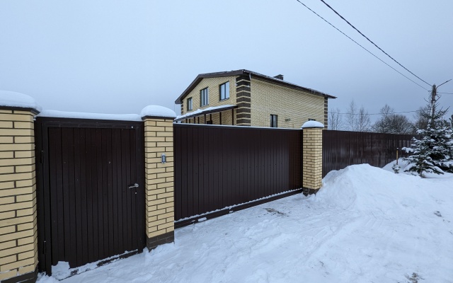 Kottedzh 230m S Baney Villa