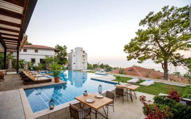 Melanippe Relaxing Hotel - Adults Only