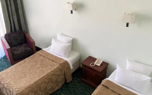 Hotel Russia