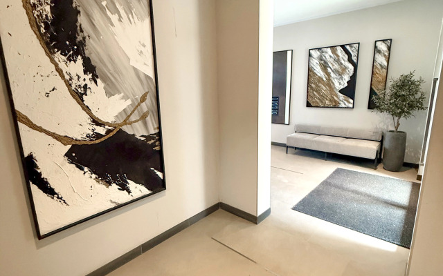 Квартира Пехотинцев 2В