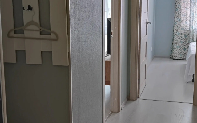 Novaya Yevrodvushka Ryadom Strelna Petergof I Plyazh Flat