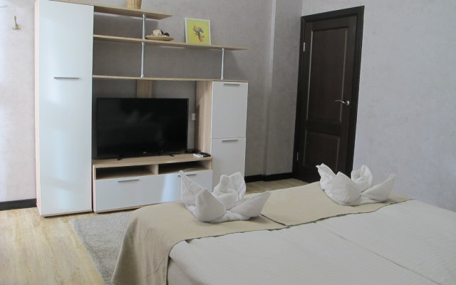 Na Bulvare Nadezhd 4/3 Apartments