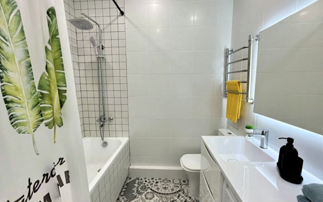 Na Ulitse Akatsiy 34k5 Apartments