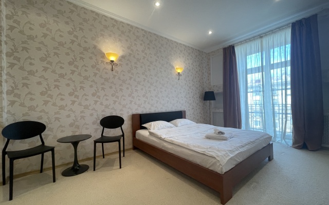 Апартаменты 3-комнатные HomeApart пр-т Независимости, 13