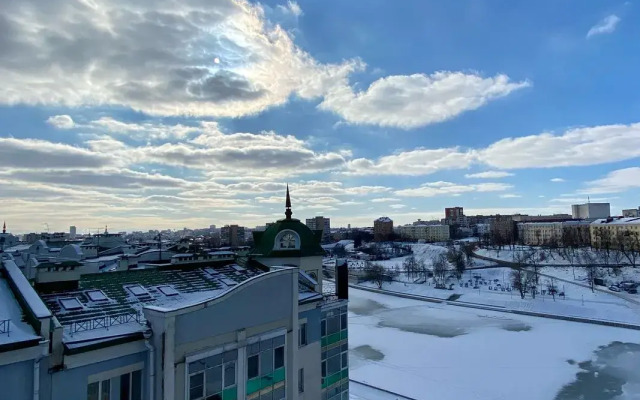V Samom Tsentre Goroda Orla Apartments