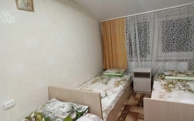 Na Gagarina 27 Guest house