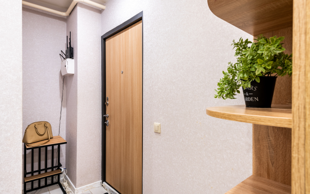 Improved two-room apartment on Akademika Yangel metro station