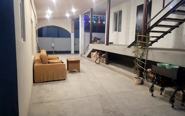 U Daryi Guest house