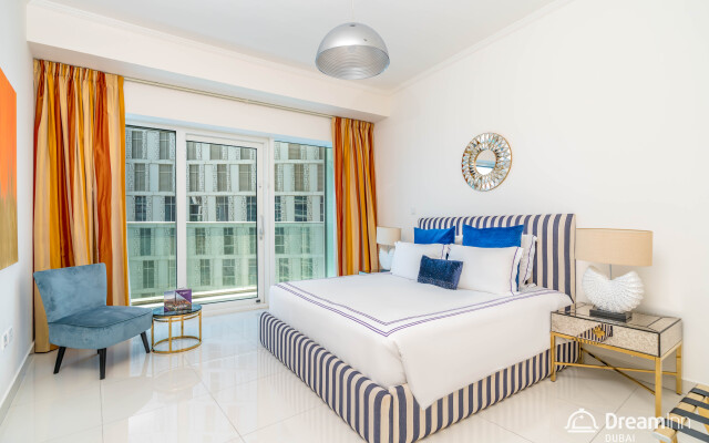 Dream Inn Damac Heights Apartments