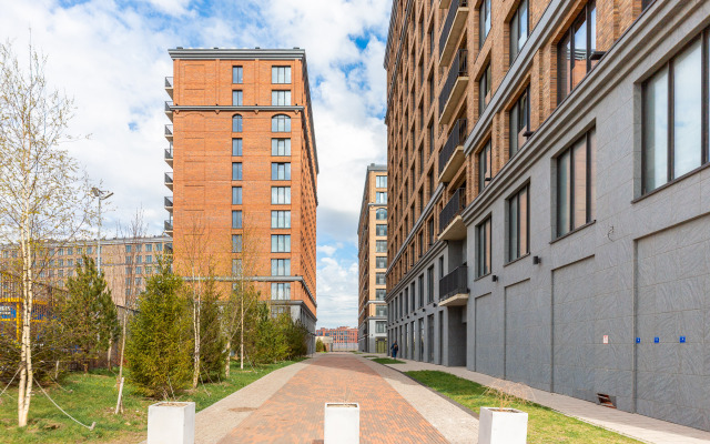Strong Apartments
