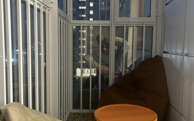 Relax-Apart Sakhara Flat