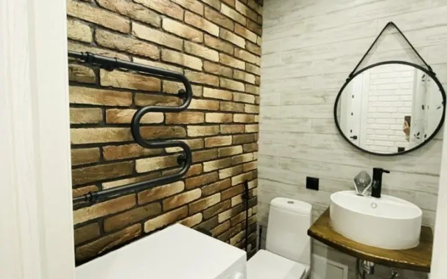 Blagoustroyennye na ulice Koroleva Apartments