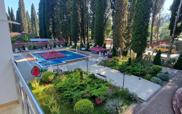 Tsarskaya Alleya Hotel