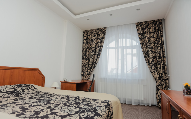 Evropejskaya Hotel