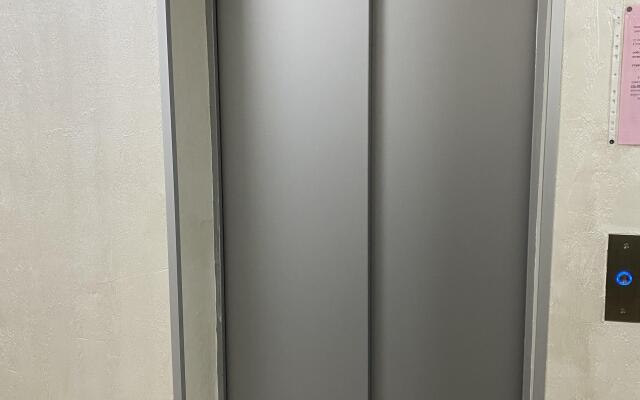 City Plaza Apartments