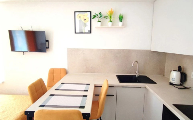 Студия  в ЖК Каpавеллa Пoртугалии