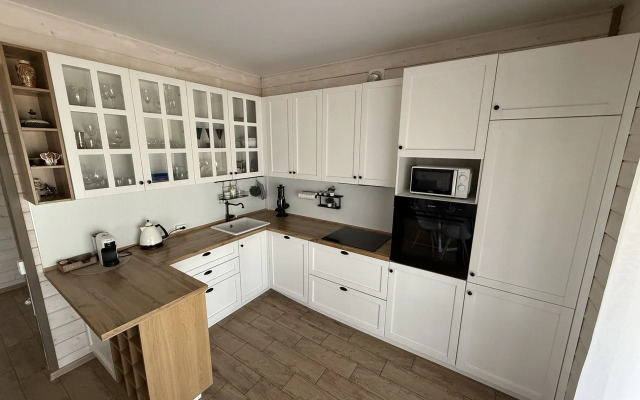 Частный дом Зелёный дом