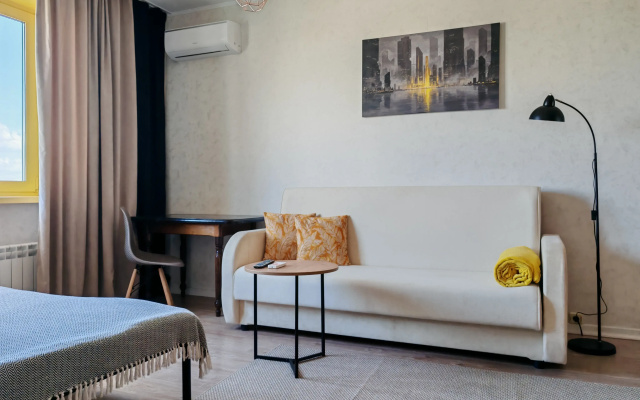 Apartamenty Prostornaa Dvuh Komnatnaa Kvartira s Parkovkoj vo dvore