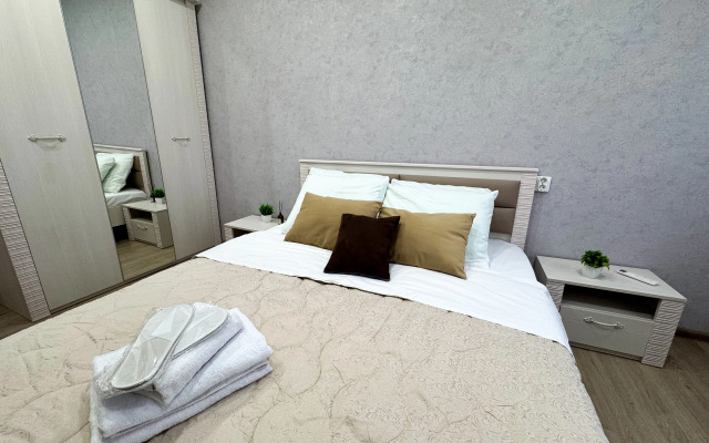 Dvukhkomnatnaya na Navaginskoy na 5 Chelovek Flat