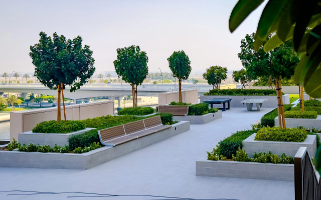 Uyutnye 1Br Apartamenty v Creek Harbour Apartments
