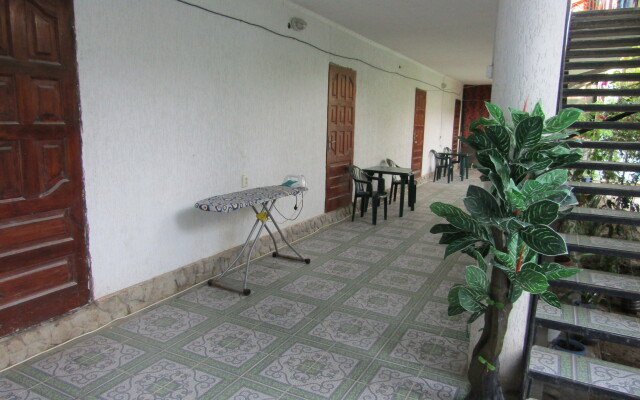 Adile Guest House