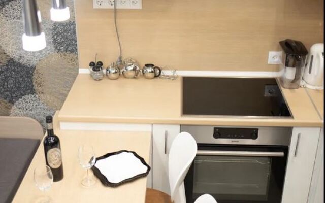 146/Two-level studio in loft style