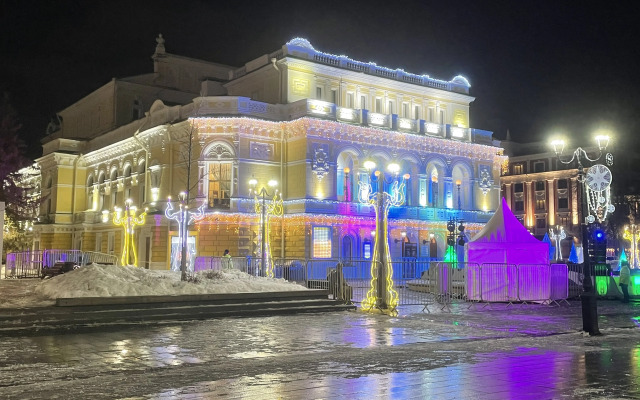 v centre s krasivym vidom iz okna Ryadom Metro i Kreml Apartments