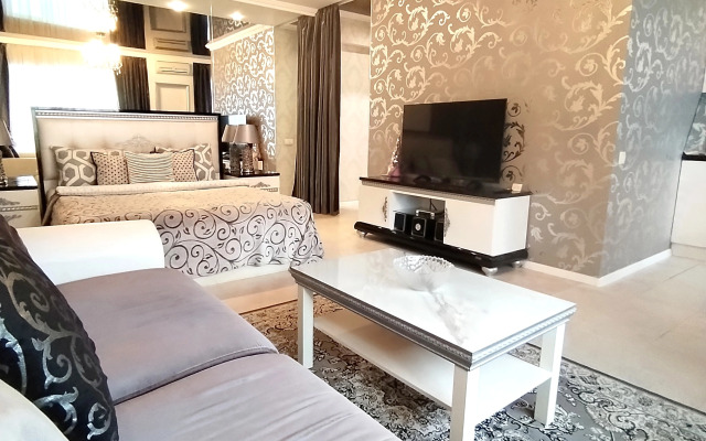 Студия ар-деко у кремля