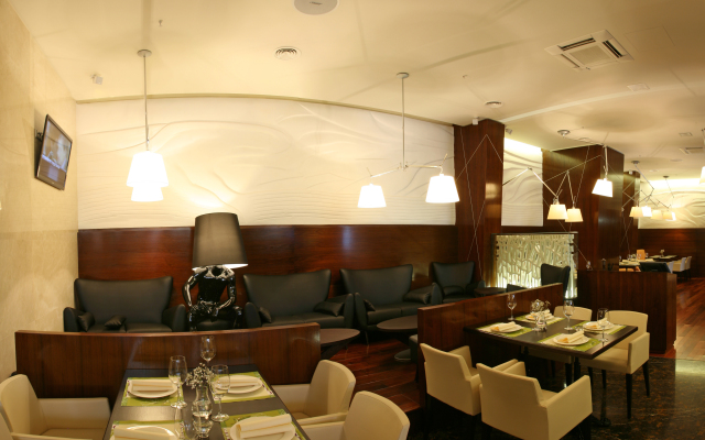 East Gate Hotel