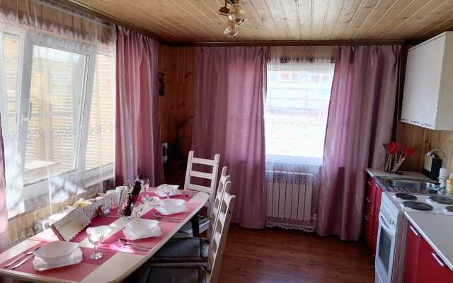 Domovyonok Guest house
