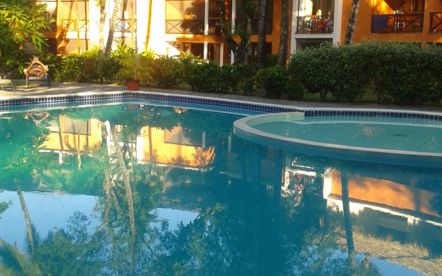 Residencia Del Paseo Apart-Hotel