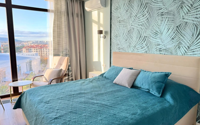 Квартира с камином и видом на море