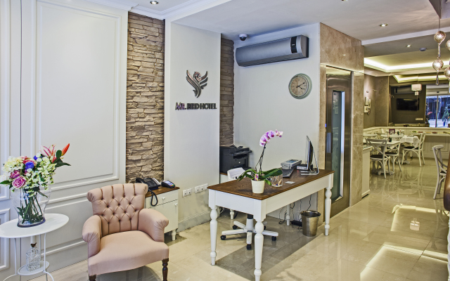 Mr. Bird Boutique Hotel