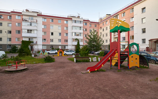 Sankt-Peterburg Petergof Ropshinskoye Shosse 3/6 Apartments
