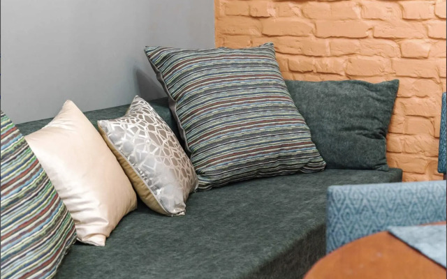 Bronzovy Zakat Ryadom S Parkom V Tsentre Apartments