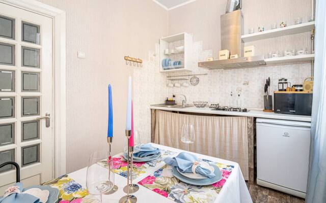 3-комн. апарты в центре города на ул. Романовская Слобода 22