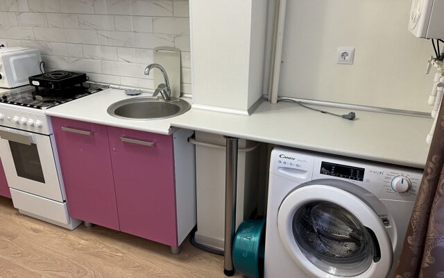 Апартаменты 412 Мира 3